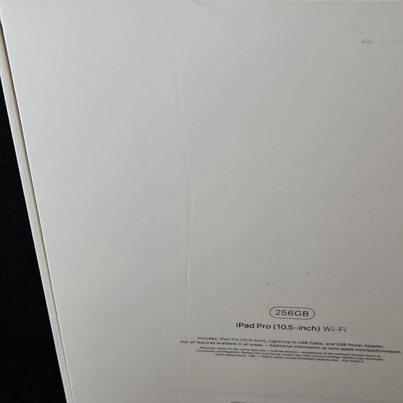 iPad Pro A1701 Wi Fi Box Only 10.5 Inch 256GB Rose Gold with Inserts - Picture 12 of 13